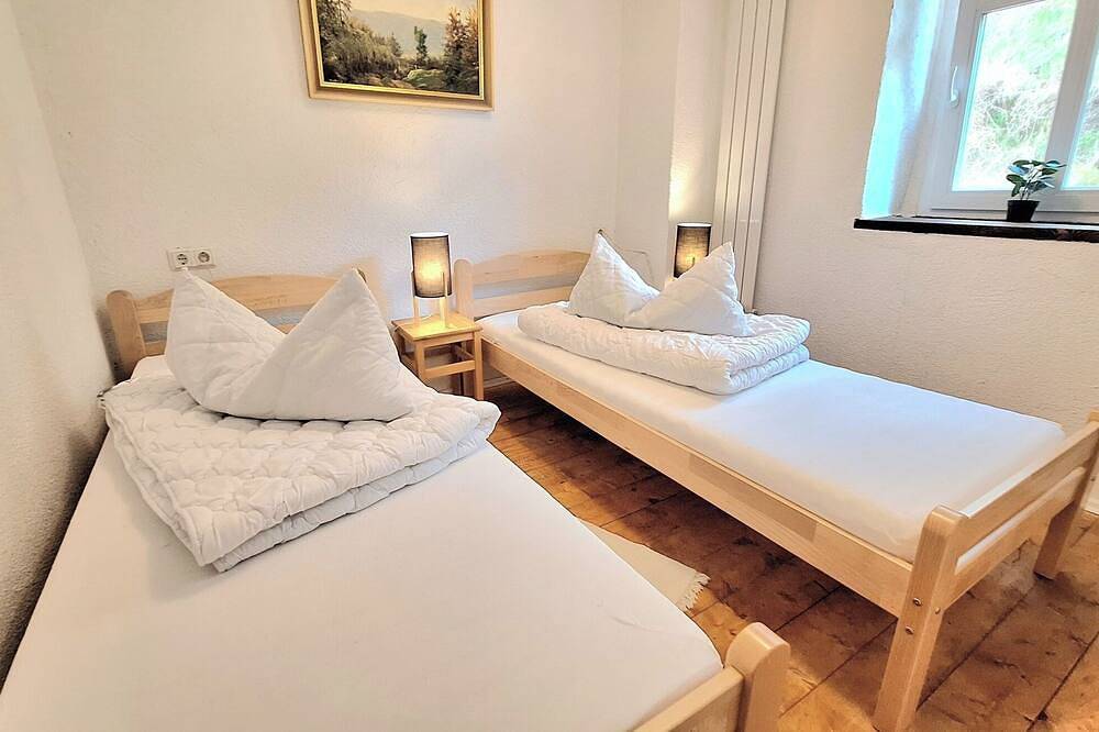 Eifel Ferienhaus - großer Gemeinschaftsraum - 5 Schlafzimmer- Alleinnutzung! in Zweifelscheid, Eifelkreis Bitburg-Prüm