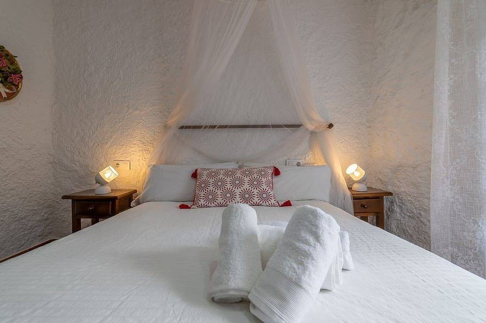 Masia Can Magan Lux, Ideal Grupos 20pax, zona piscina y Barbacoa in Palafolls, Costa del Maresme