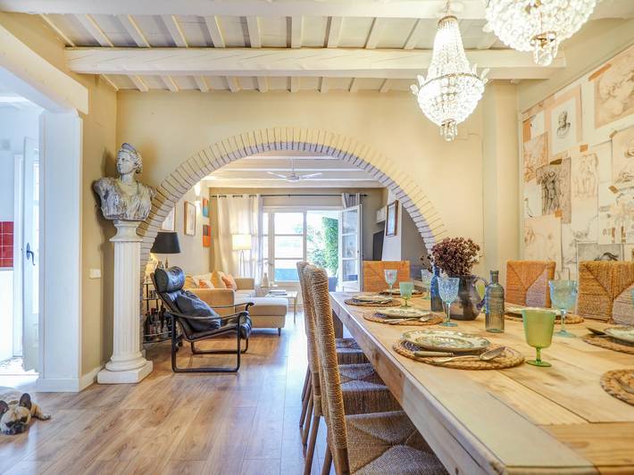 Location de vacances pour 9 personnes, avec piscine et terrasse, animaux acceptés à Sant Pere de Ribes - 2