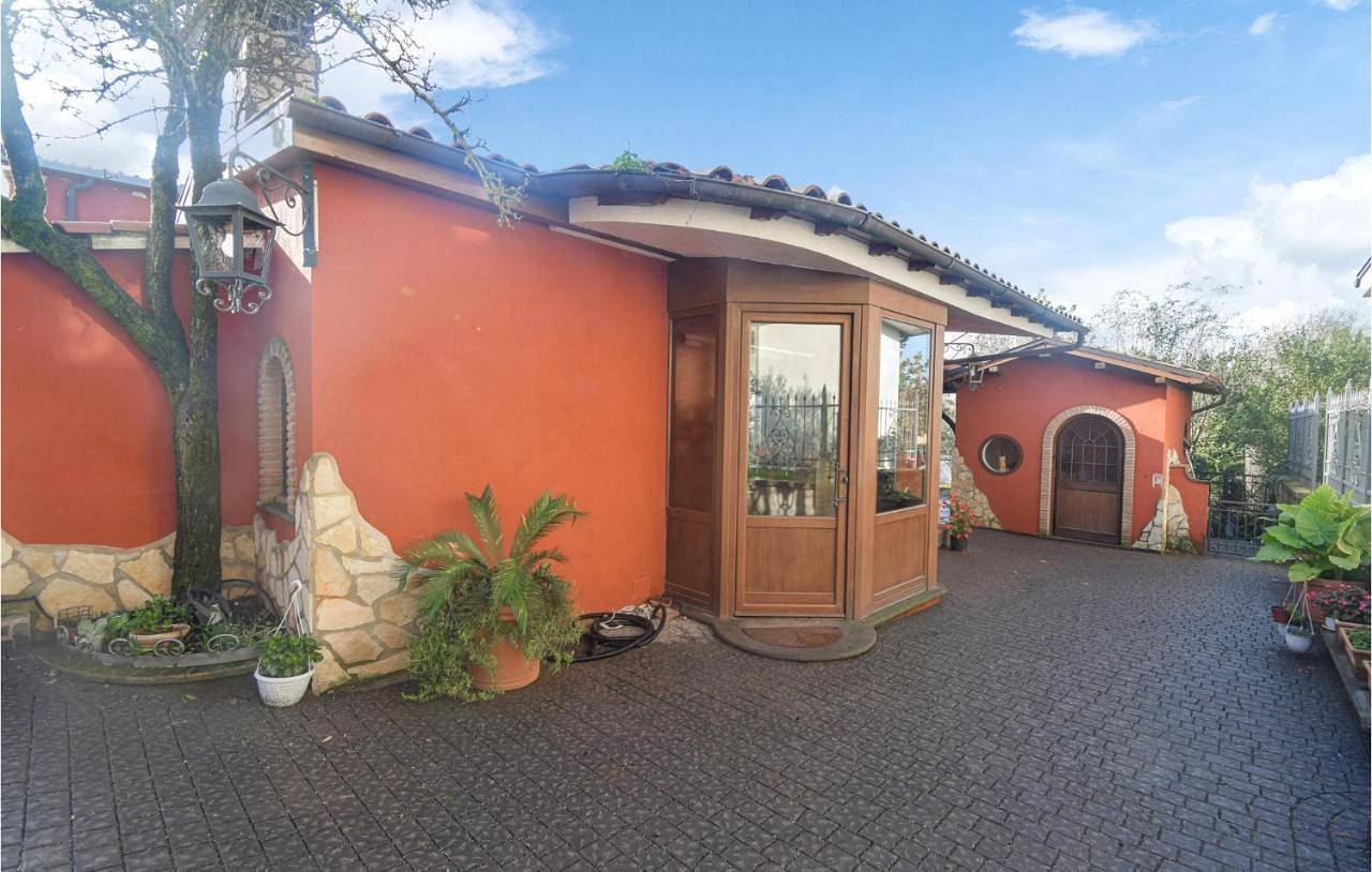Appartamento intero, One-Bedroom Apartment in Palestrina, Provincia di Roma