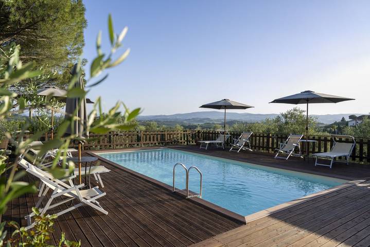 Casa rural para 4 personas, con balcón además de jardín y piscina - 1