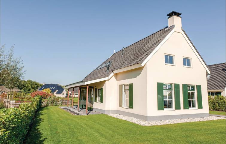Ferienhaus für 8 Personen, mit Terrasse und Pool sowie Sauna - 1