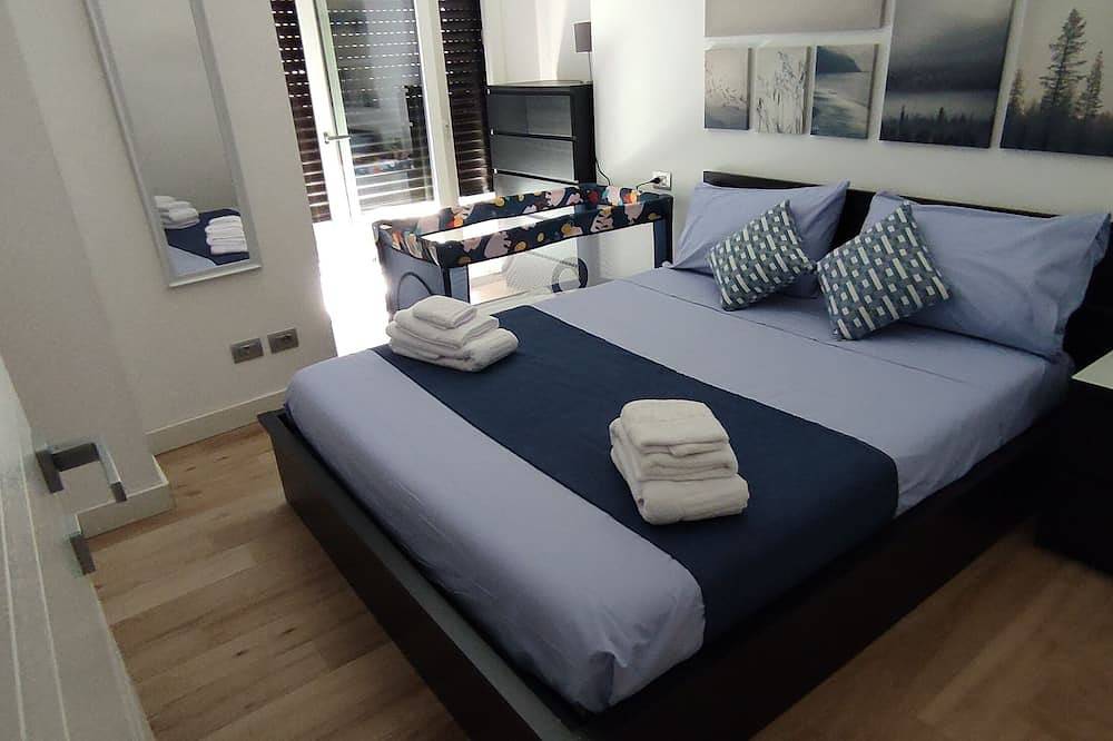 Entire apartment, Prestige Miranda House Roma Ostia, Two-room apartment Comfortable, Elegant. in Ostia, Rome