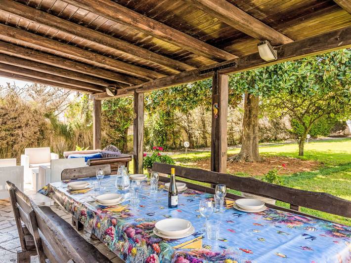 Villa for 11 people, with garden - 1