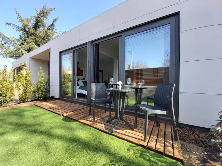 Aparthotel para 4 personas, con jardín y vistas, Familias con niños - 1