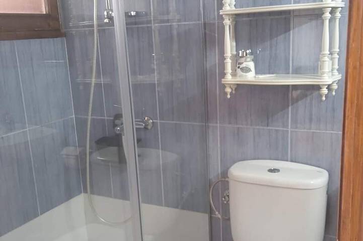 Apartamento entero, Bueu: Apartamento Estudio A 300 Metros De La Playa in Praia de Beluso (Bueu), Bueu