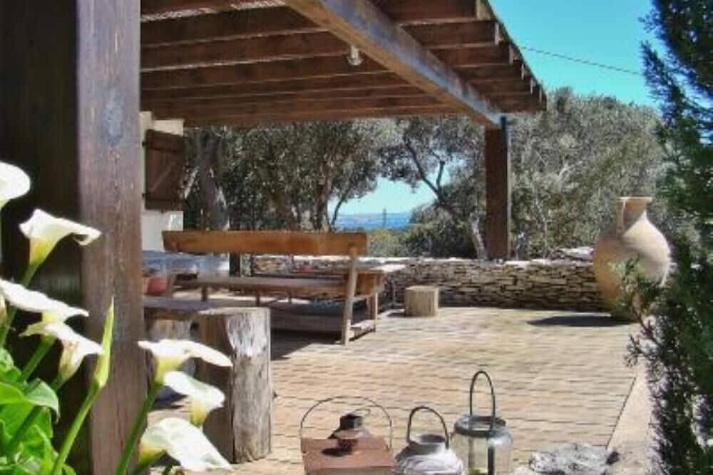 Sympa Huis met prive zwembad, toegang tot het strand te voet, 5 min van de Golf van Sperone in Bonifacio, Sartène en omgeving