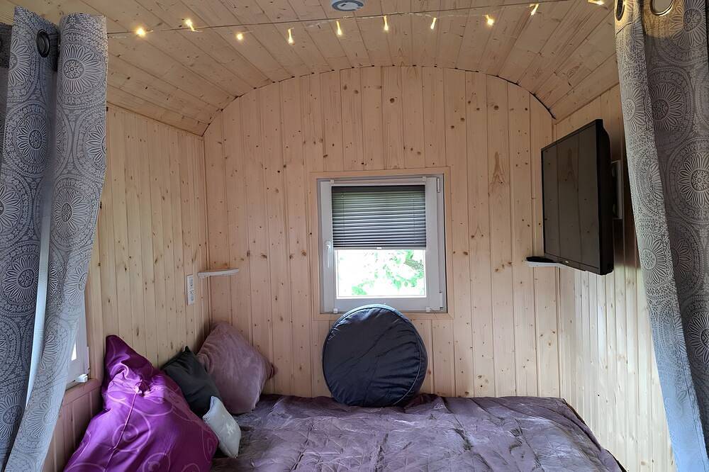 Ferienhaus 'Bauwagen Rhumeblüte' mit privater Terrasse, Garten und Internet in Rüdershausen, Harzvorland