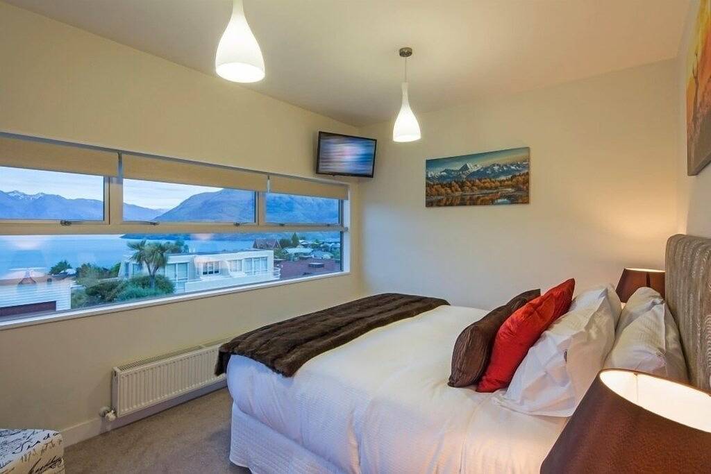 Mountain Vista - fantastische alpine Eigenschaften, darunter zwei Kamine und ein Whirlpool in Queenstown, Otago