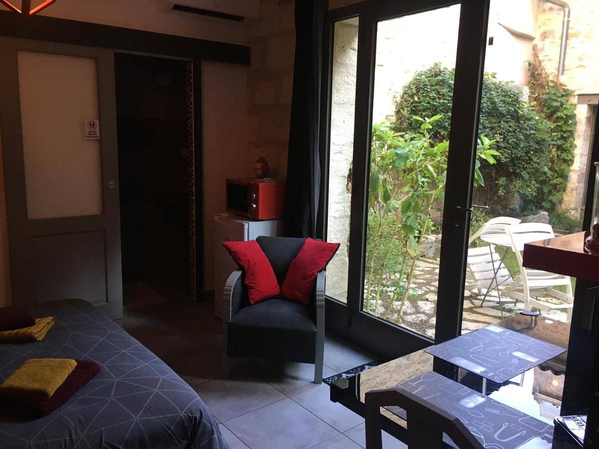 Double Room with Private Bathroom in Avignon, Vaucluse