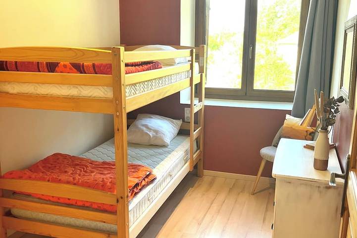 Gîte pour 4 personnes, avec balcon, animaux acceptés dans Lac de Bonlieu - 2