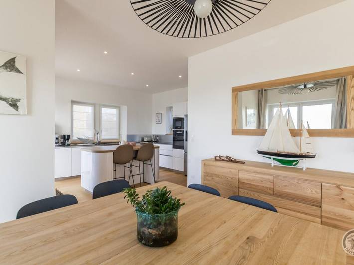 Gîte pour 8 personnes, avec jardin à Carolles - 4