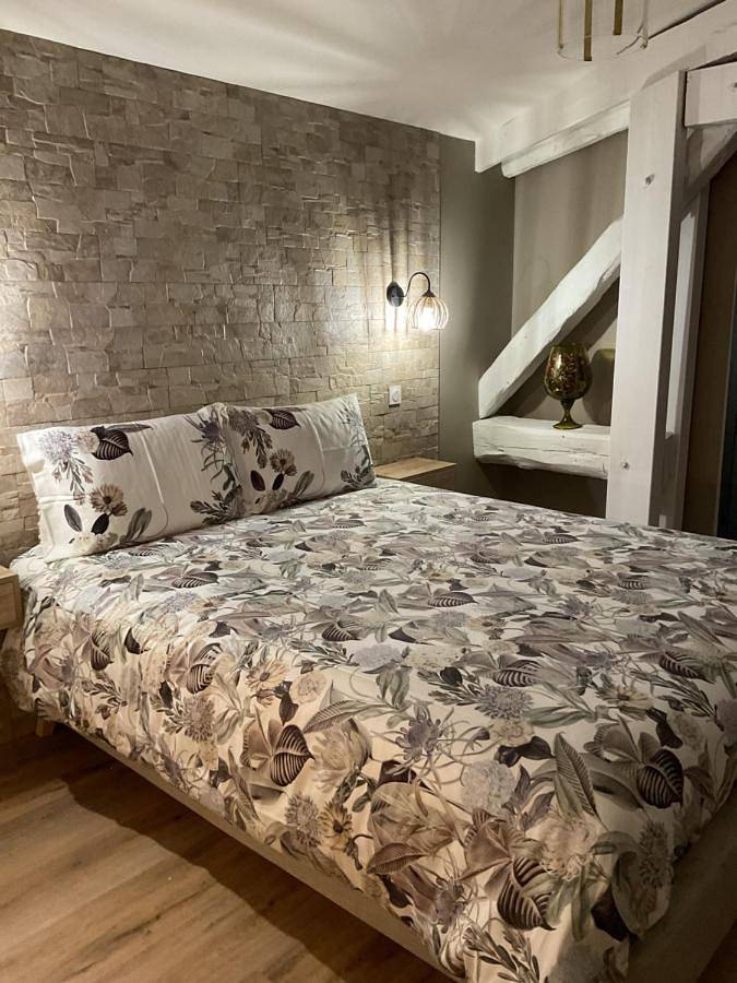 Superior Queen Room in Aix-les-Bains, Région de Chambéry
