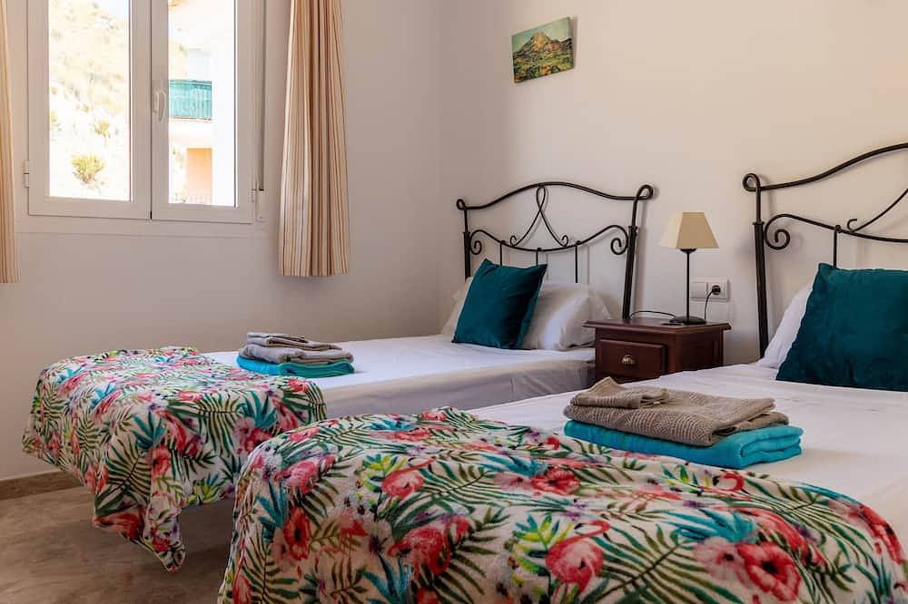 Casa La Rosaleda, super view, 2 pools, free wifi in Muchamiel, Costa Blanca
