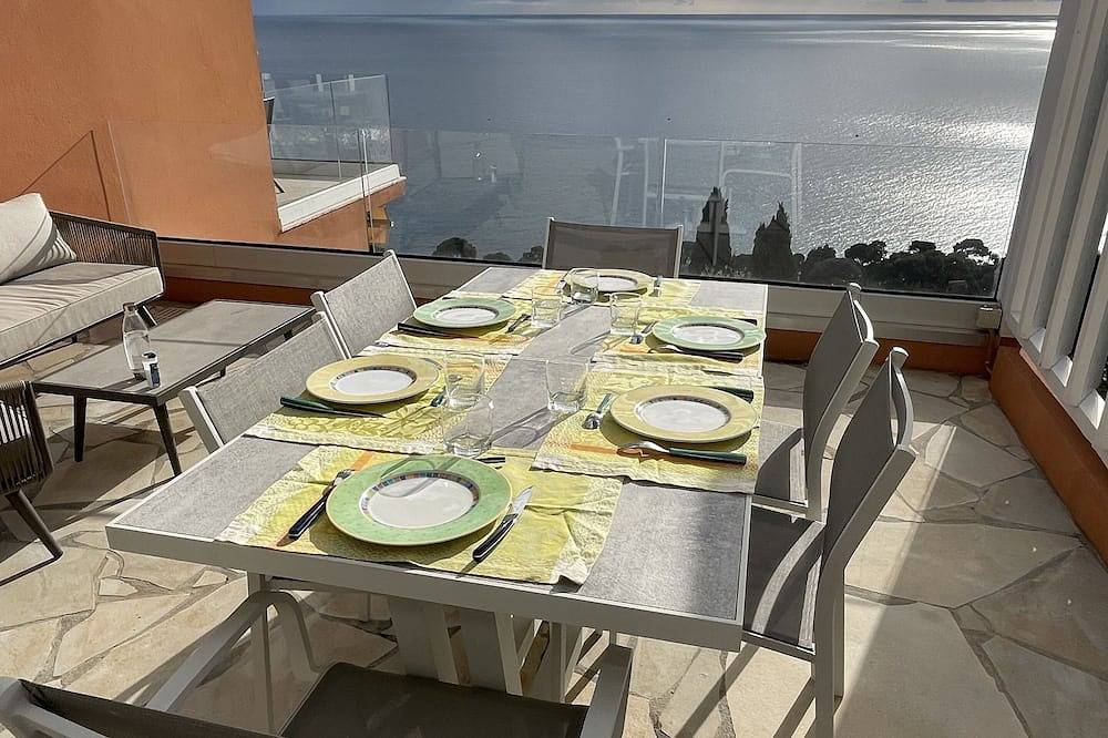 Villa L'Ourmège / Exceptional sea view and 8-minute walk to the beach in Èze, Nice region