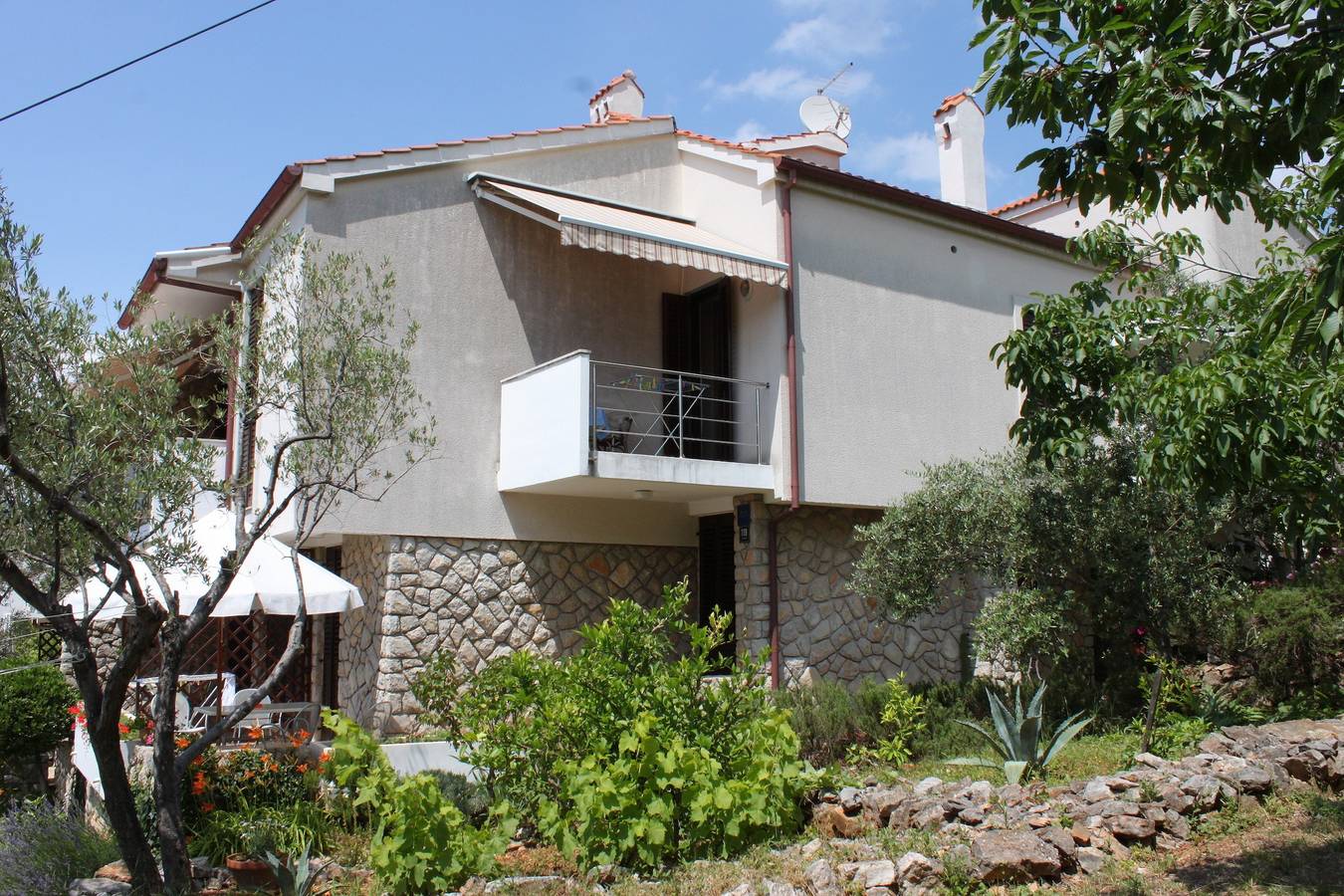 Ganze Wohnung, 1-Zimmer-Ferienwohnung mit Terrasse und Meerblick Cres A-7876-c in Cres Stadt, Cres