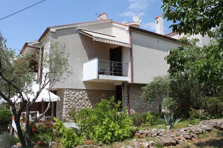 Ganze Wohnung, 1-Zimmer-Ferienwohnung mit Terrasse Cres A-7876-a in Cres Stadt, Cres