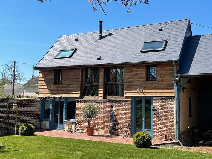 Gîte pour 4 personnes, avec jardin dans Domeliers