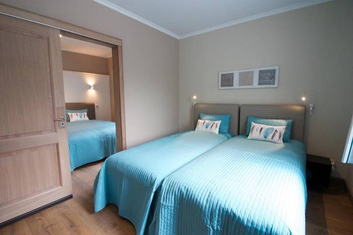 Location de vacances pour 8 personnes, avec vue et jardin, adapté aux familles dans Corbion - 2