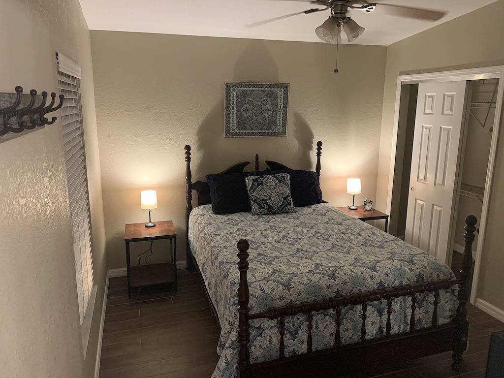 Bungalow w/ Heated Pool by Downtown & Beaches in Sarasota, Sarasota County