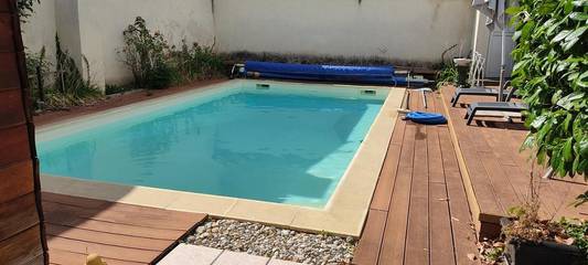 Gîte pour 4 personnes, avec jardin et piscine à Villeurbanne