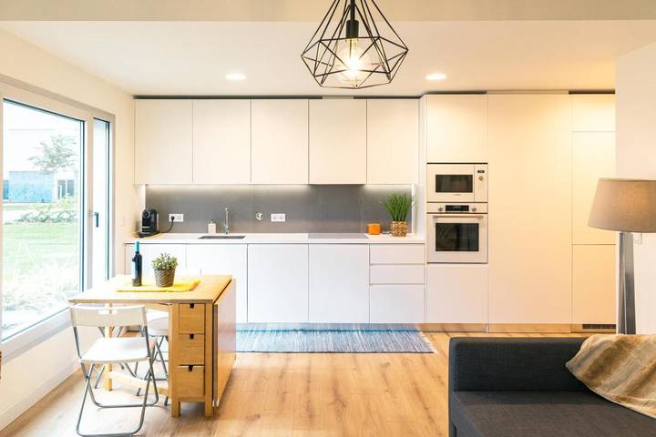 Gîte pour 3 personnes, avec piscine ainsi que vue et jardin dans Seixal - 4