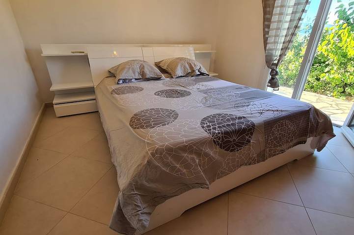 Location de vacances pour 8 personnes, avec jardin et balcon, animaux acceptés dans Golf et Tennis Club de Valescure - 3