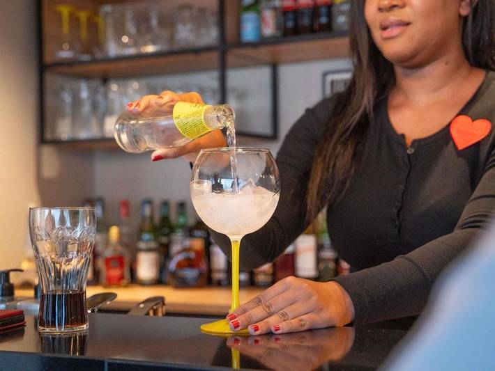 Hôtel pour 2 personnes, avec jardin à La Chapelle-Saint-Mesmin - 2