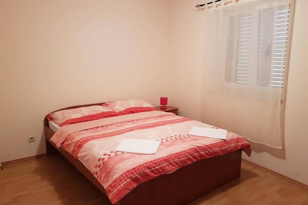 Ganze Wohnung, Dukat Apartman 2 in Pakostane in Pakostane, Zadar