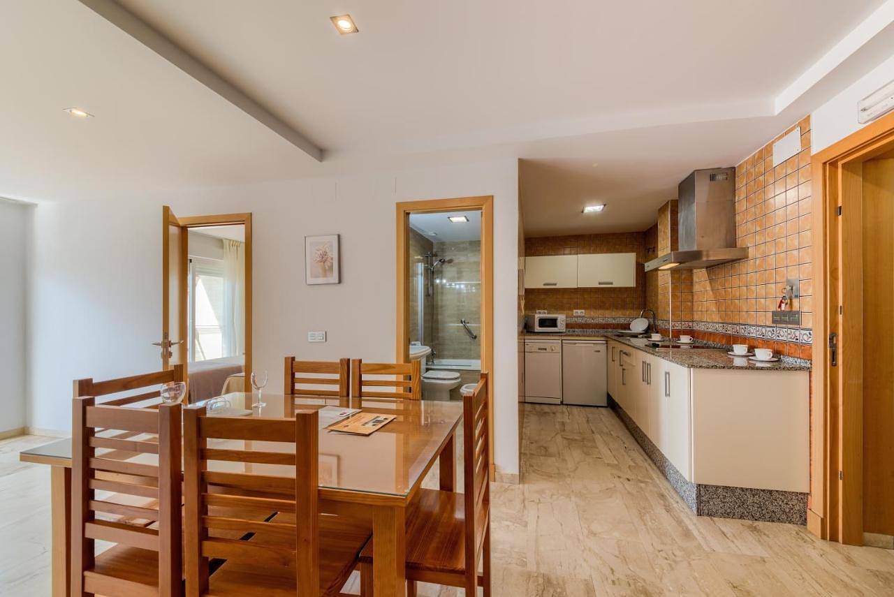 Hotel Apartamentos Loto Conil in Conil de la Frontera, Costa de la Luz