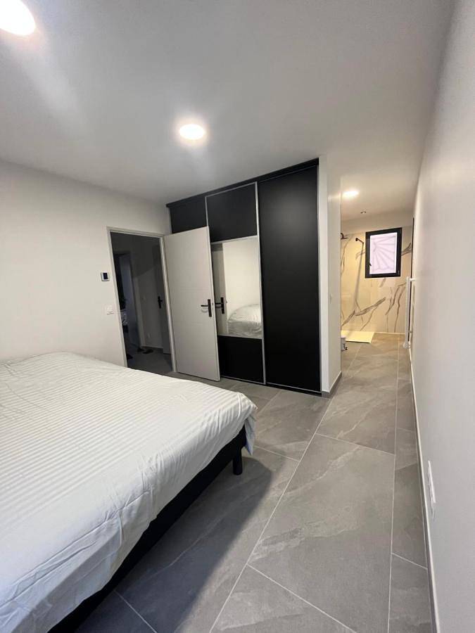 Location de vacances pour 4 personnes, avec piscine ainsi que terrasse et jardin à Vacqueyras - 4