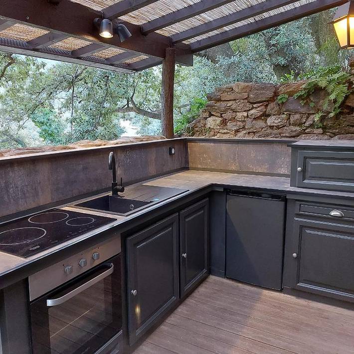 Location de vacances pour 2 personnes, avec vue ainsi que jardin et terrasse à Sorède - 3