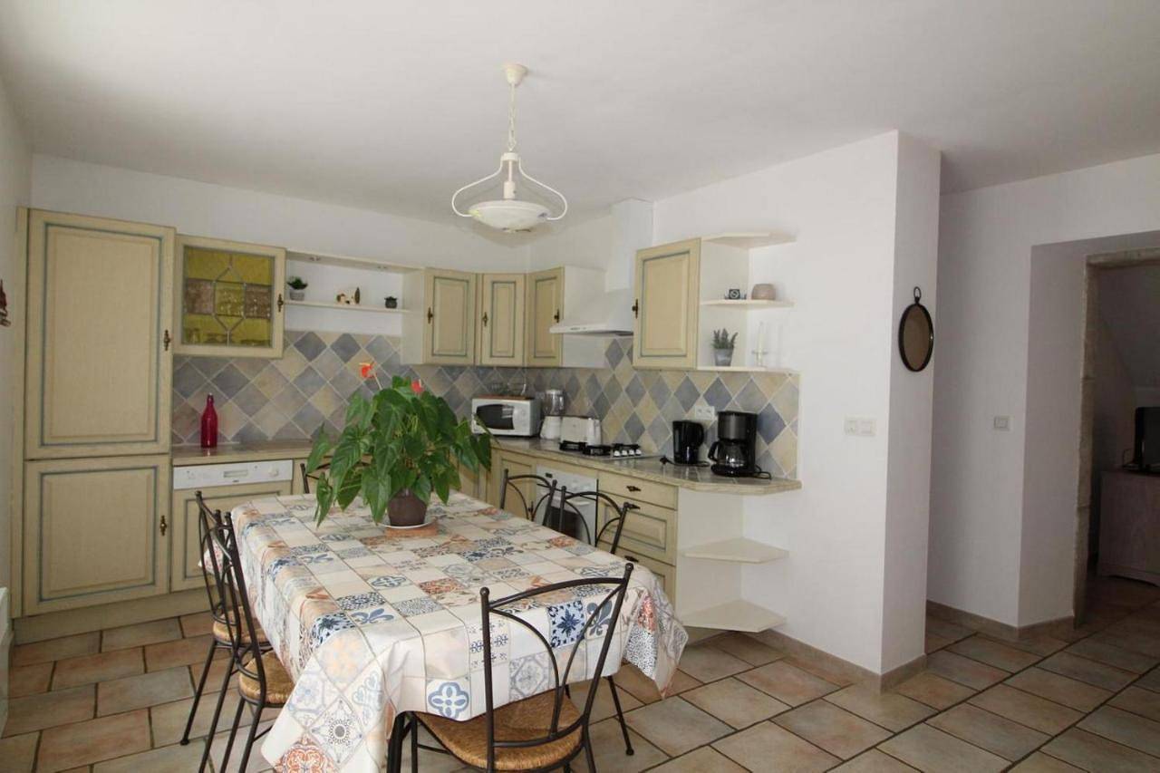 Three-Bedroom House in Berrias-et-Casteljau, Parc national des Cévennes