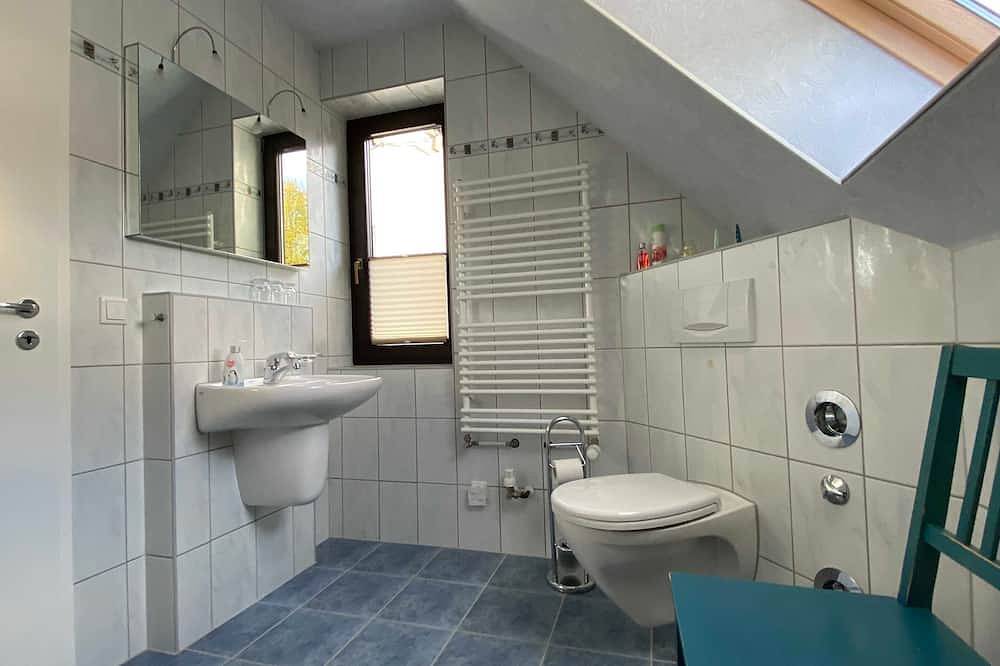 Ganze Wohnung, Ferienwohnung Waldsiedlung in Mühl Rosin, Mecklenburgische Seenplatte