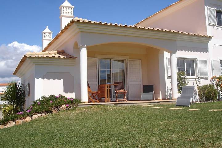 Holiday apartment for 4 people, with garden and hot tub - 1