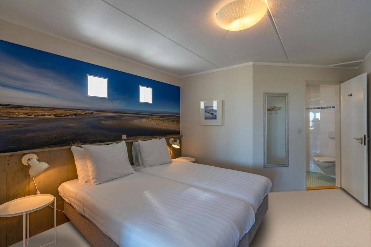 Strandhotel Noordzee in De Koog, Nederlandse waddeneilanden