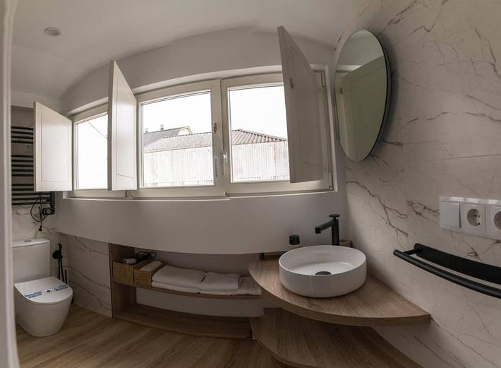 Location de vacances pour 2 personnes, avec balcon à Ares - 4