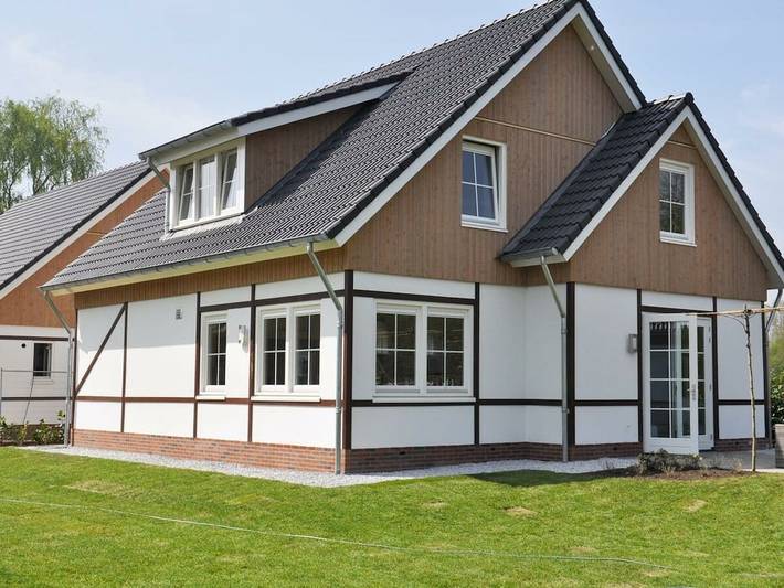 Ferienhaus für 10 Personen, mit Garten