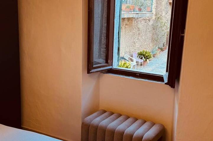 Ganze Wohnung, Piazza del Borgo · Modern 1Br Apt · InBorgo in Acquasparta, Perugia Provinz