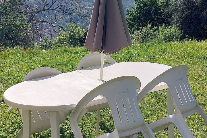 Entire apartment, Le Serre - Studio with large private garden. in Belvédère, Nice region
