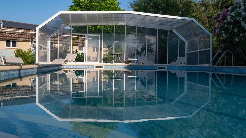 Apartamento de vacaciones para 4 personas, con piscina además de jardín y vistas - 1