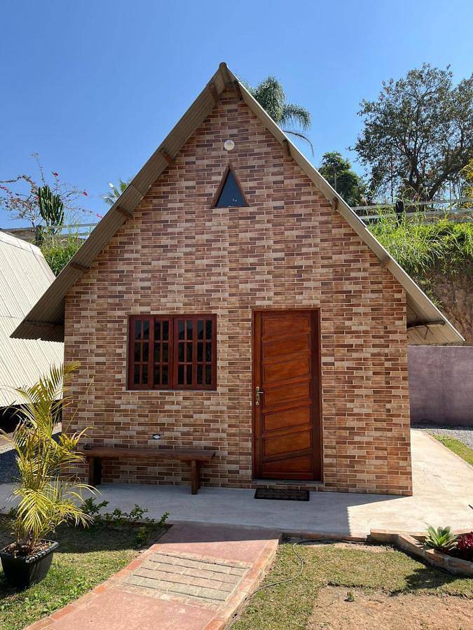 Casas e apartamentos de temporada para 2 pessoas, com jardim e vista em Guararema