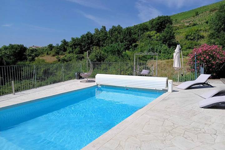 Location de vacances pour 12 personnes à Crozes-Hermitage
