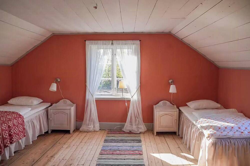 Authentisches Bauernhäuschen aus dem 19. Jahrhundert in Småland in Nässjö, Jönköpings län
