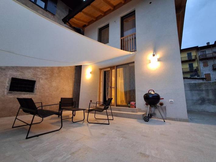 Chalet für 4 Personen, mit Ausblick und Terrasse in Ledro