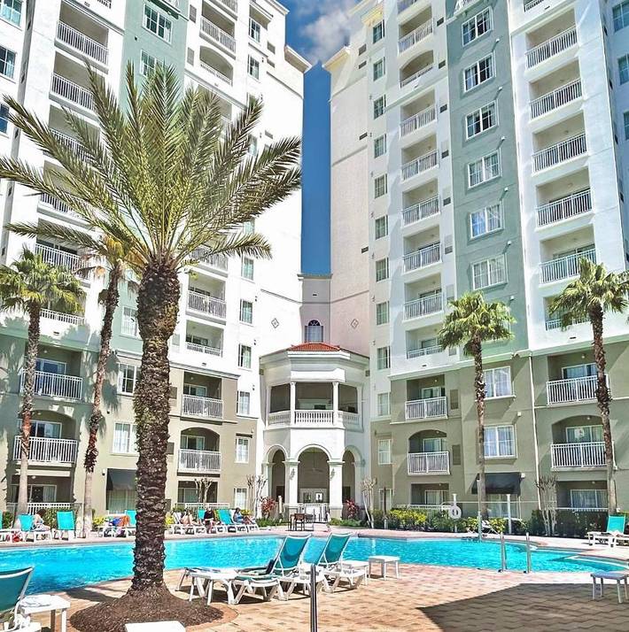 Hotel para 4 personas, con jacuzzi y piscina - 1