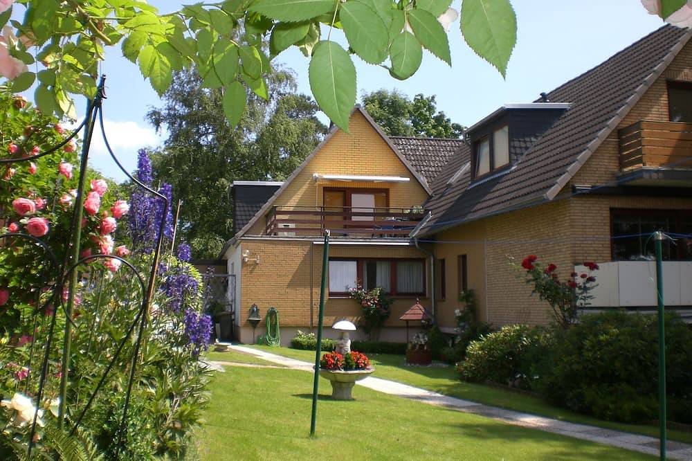 Whg. 2,  30 qm - Gästehaus Wolf in Sierksdorf, Ostholstein
