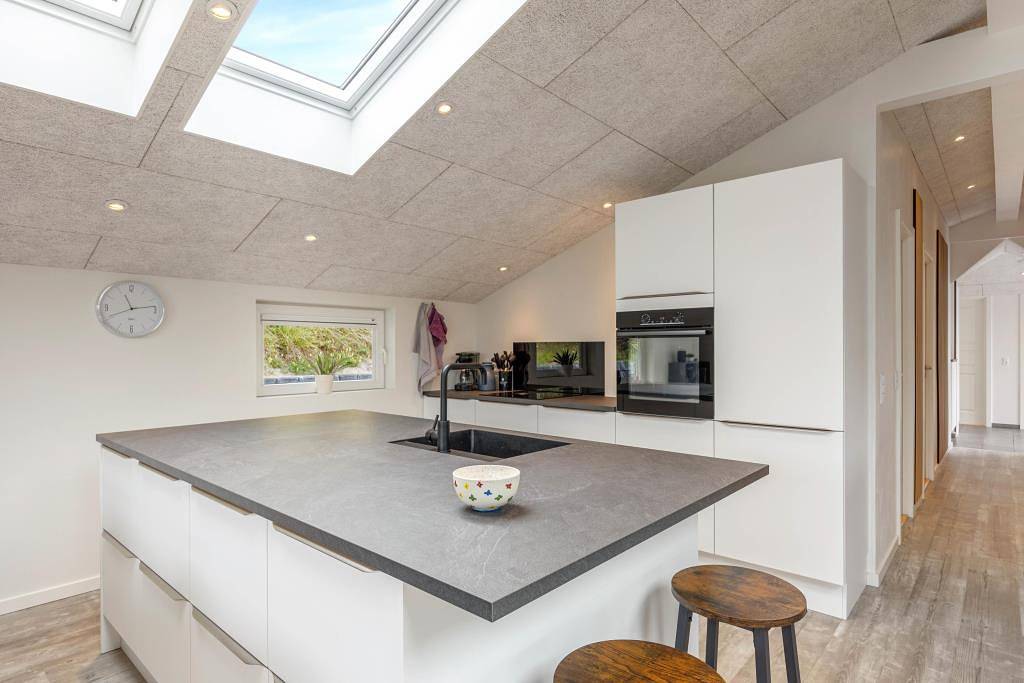 Charming holiday home - central location in Henne Strand in Henne Strand, Varde Region