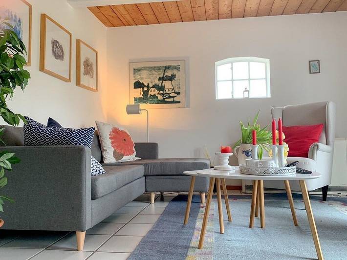 Reetdach-Ferienhaus "Weiße Reetdachkate" in Osterhever für 5 Personen in Osterhever, Eiderstedt