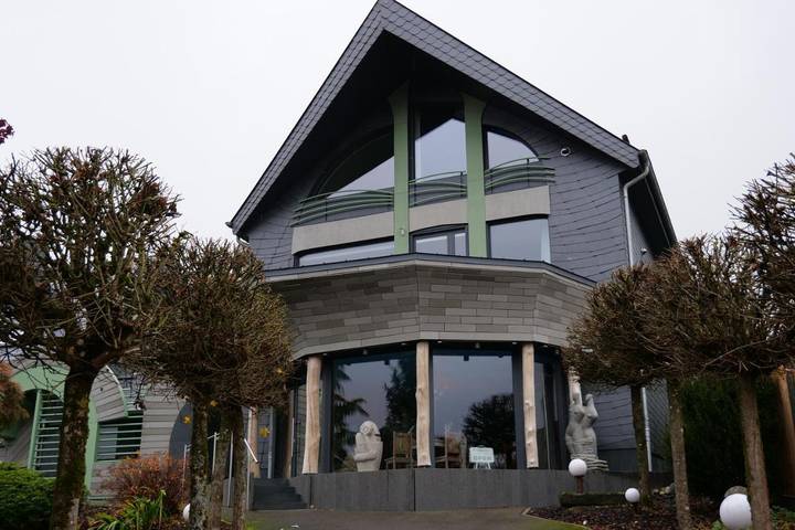 Chambre d’hôte pour 2 personnes, avec sauna et jardin ainsi que vue et piscine à St. Vith - 4